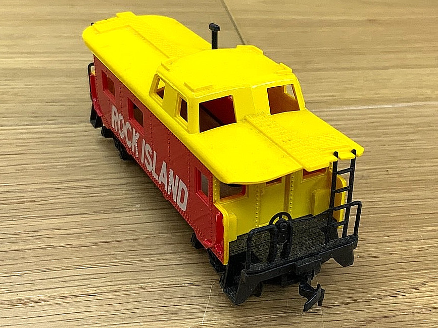 Tyco Rock Island Locomotive Train Set HO Scale Extra Track Power Pack Vintage