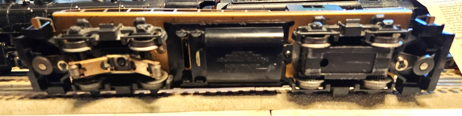 Vintage Locomotive Lionel 2349 Diesel Northern Pacific in good cond., runs well.