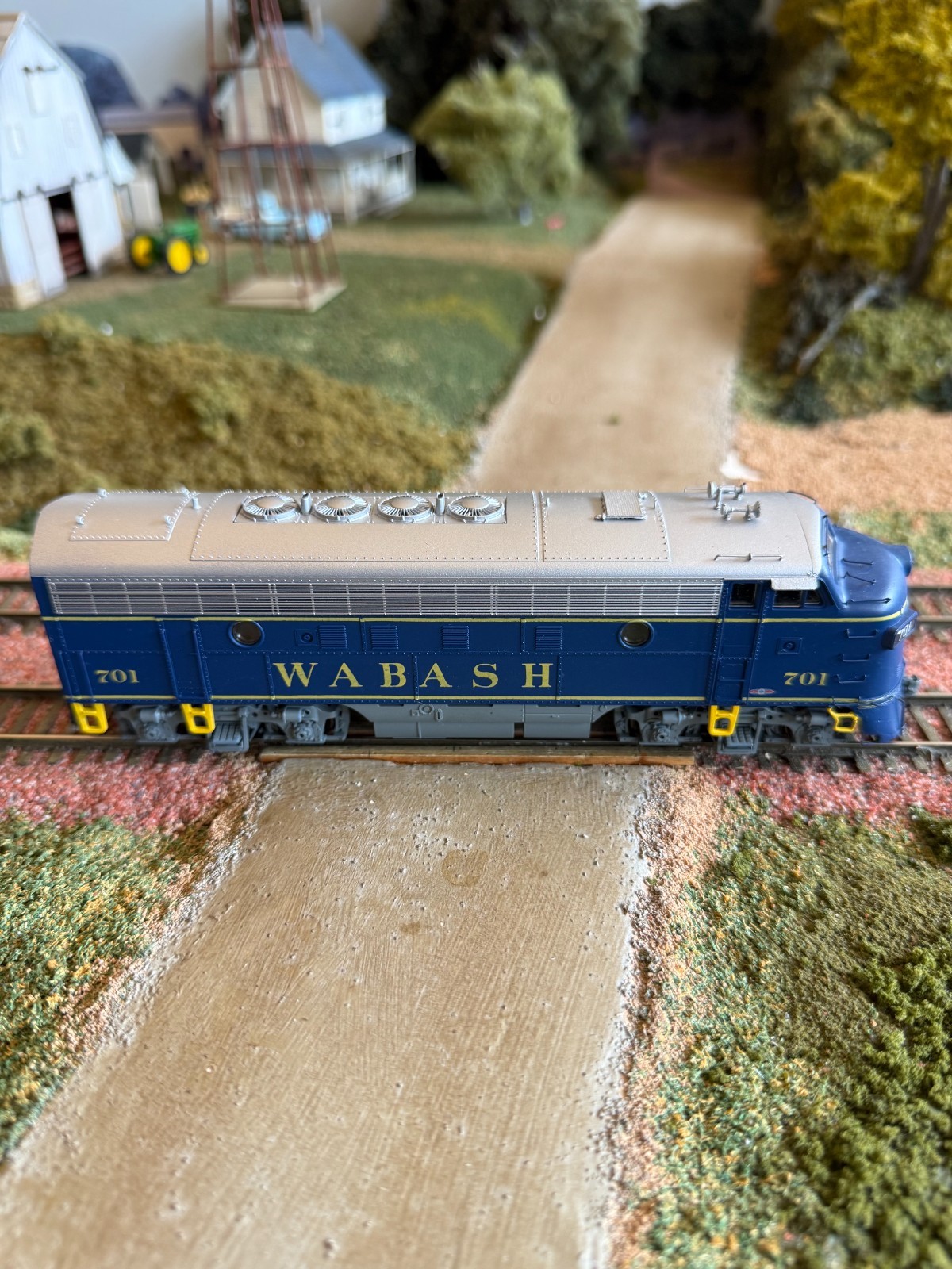 HO Stewart/Kato F7A. Dual Headlight. Custom Finished as Wabash #701. IOB.