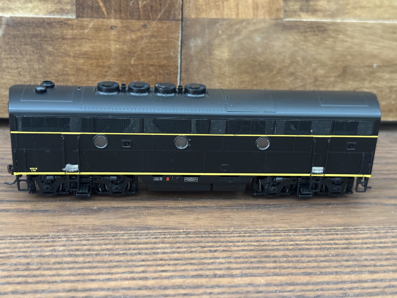 Athearn Genesis HO Erie AB Diesel Locomotive Set Runs Well with Boxes