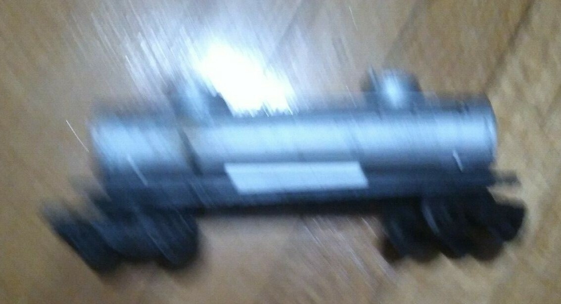Lionel #2026 Locomotive with Tender 1940s UNTESTED + 3 other cars as pictured