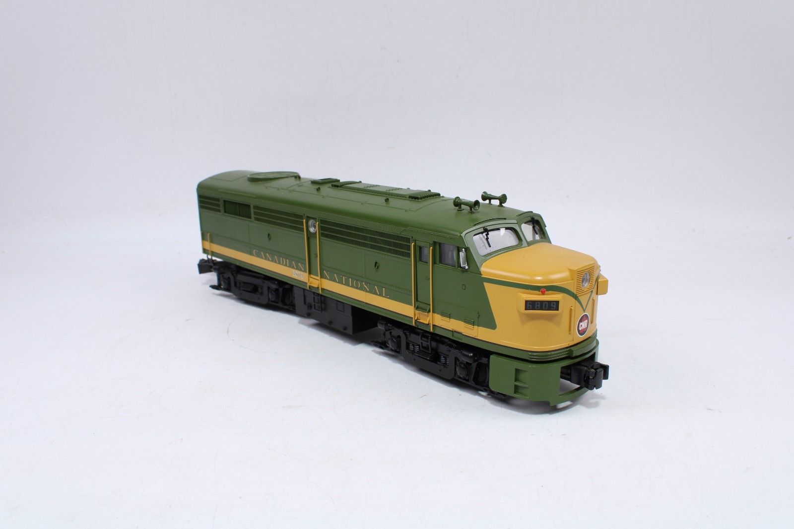 MTH 20-2243-1 O Gauge FA-2 ABA Locomotive Set Canadian National