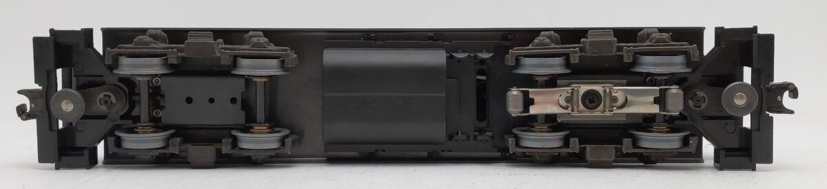Lionel 6-8360 O Gauge Long Island GP20 Diesel Locomotive #8360 EX/Box