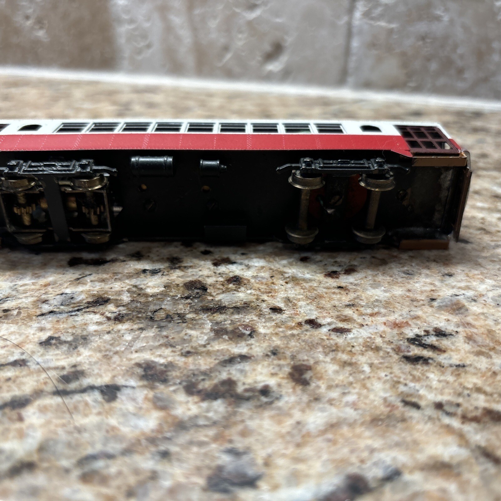The Car Works BRASS INTERURBAN TROLLEY CURVESIDER HO *CUSTOM-PAINT *