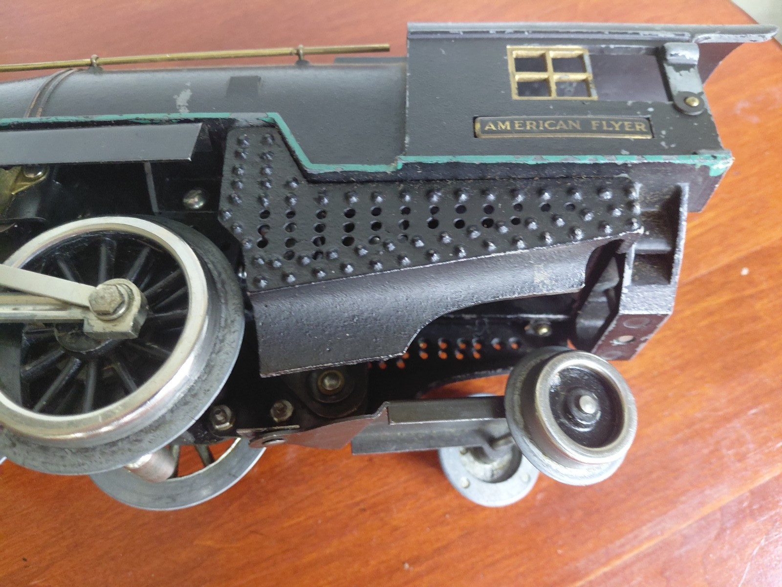 Prewar American Flyer 4692 Standard Gauge Steam Locomotive 4-4-2 Wide Gauge
