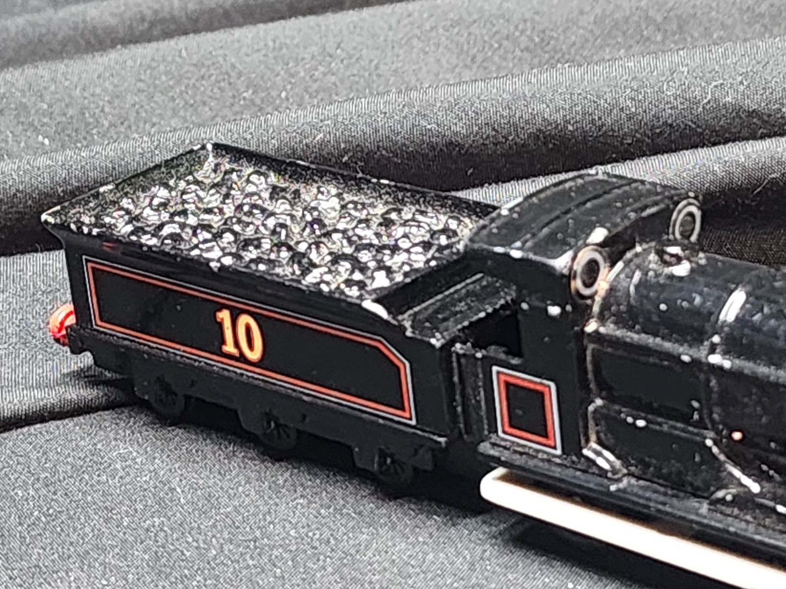 ERTL Vintage Thomas The Tank Engine & Friends “Douglas” Number 10 1992 diecast