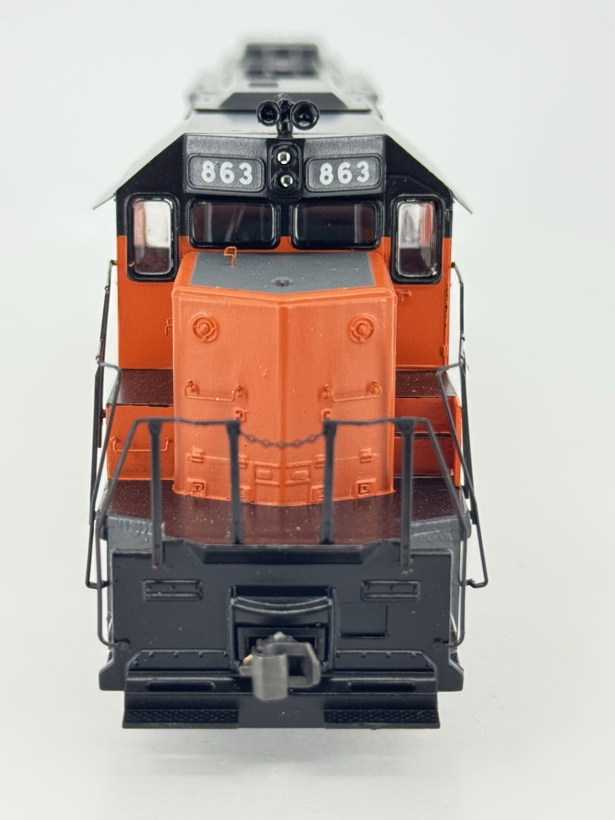 HO Athearn 93503 Bessemer & Lake Erie SD38 Diesel Locomotive B&LE #863 DCC ONLY