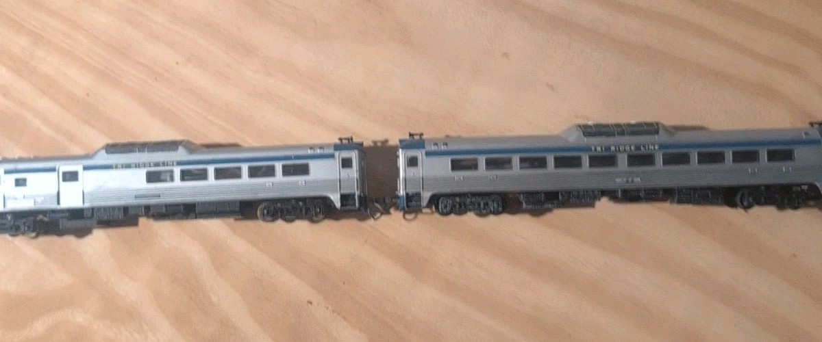 Athearn HO Scale US MAIL “Tri Ridge Line” #122 Budd RDC-3 Rail Diesel US MAIL