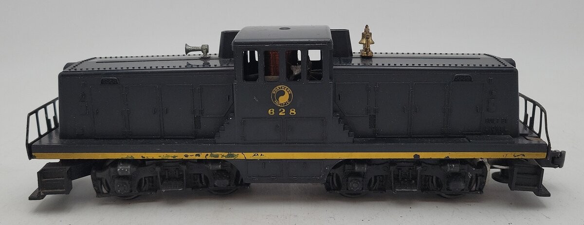 Lionel 628 VIntage O Northern Pacific 44 Ton Diesel Locomotive