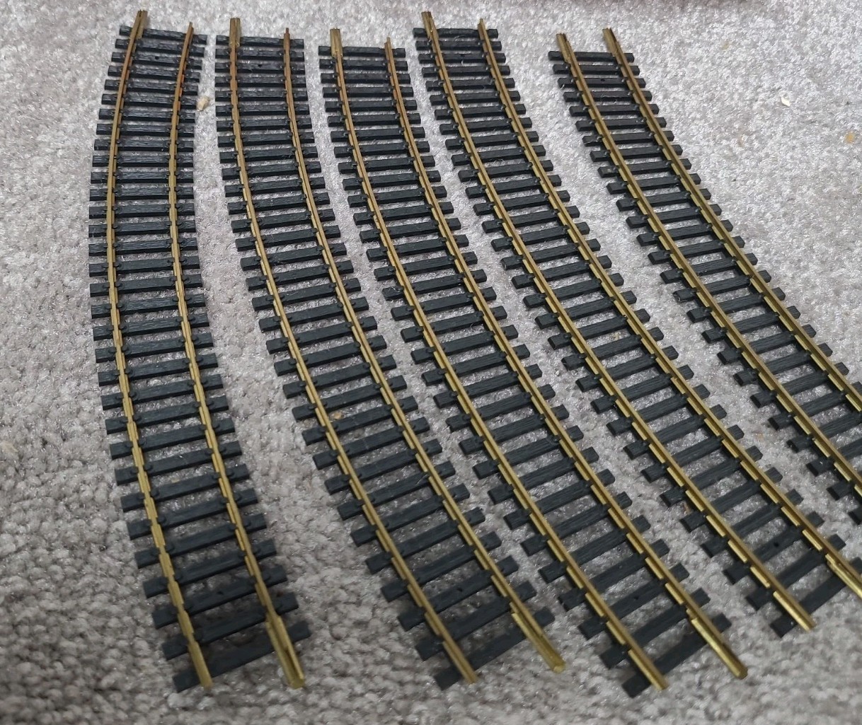 Fleischmann HO 6373 Swiss Train Set SBB CFF FFS Electric Locomotive 4 Cars Track