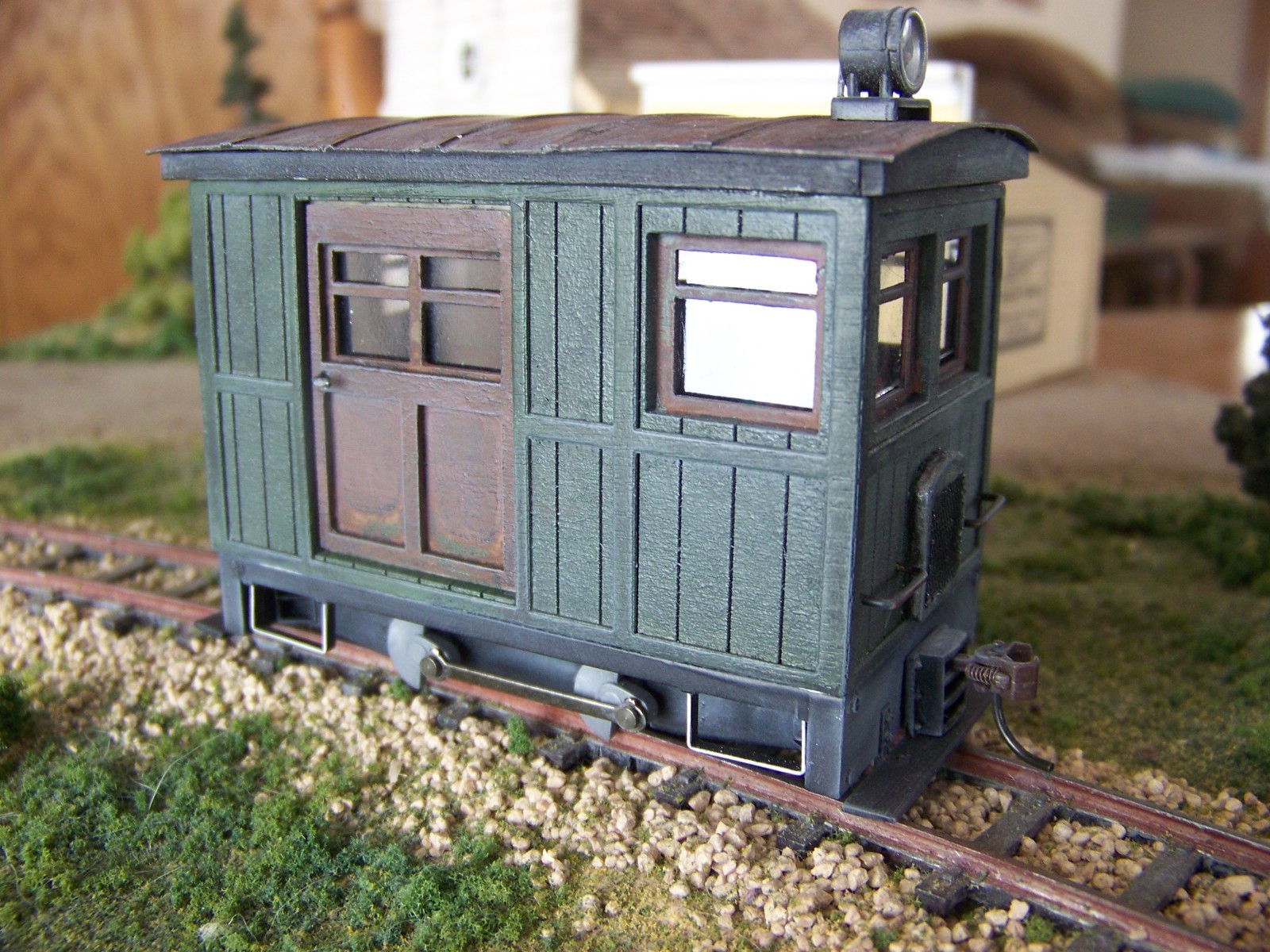 ON30 ,BOX CAB FREIGHT CAB KIT , FITS BACHMANN 0-4-0 SIDE ROD AS DONOR MOTOR