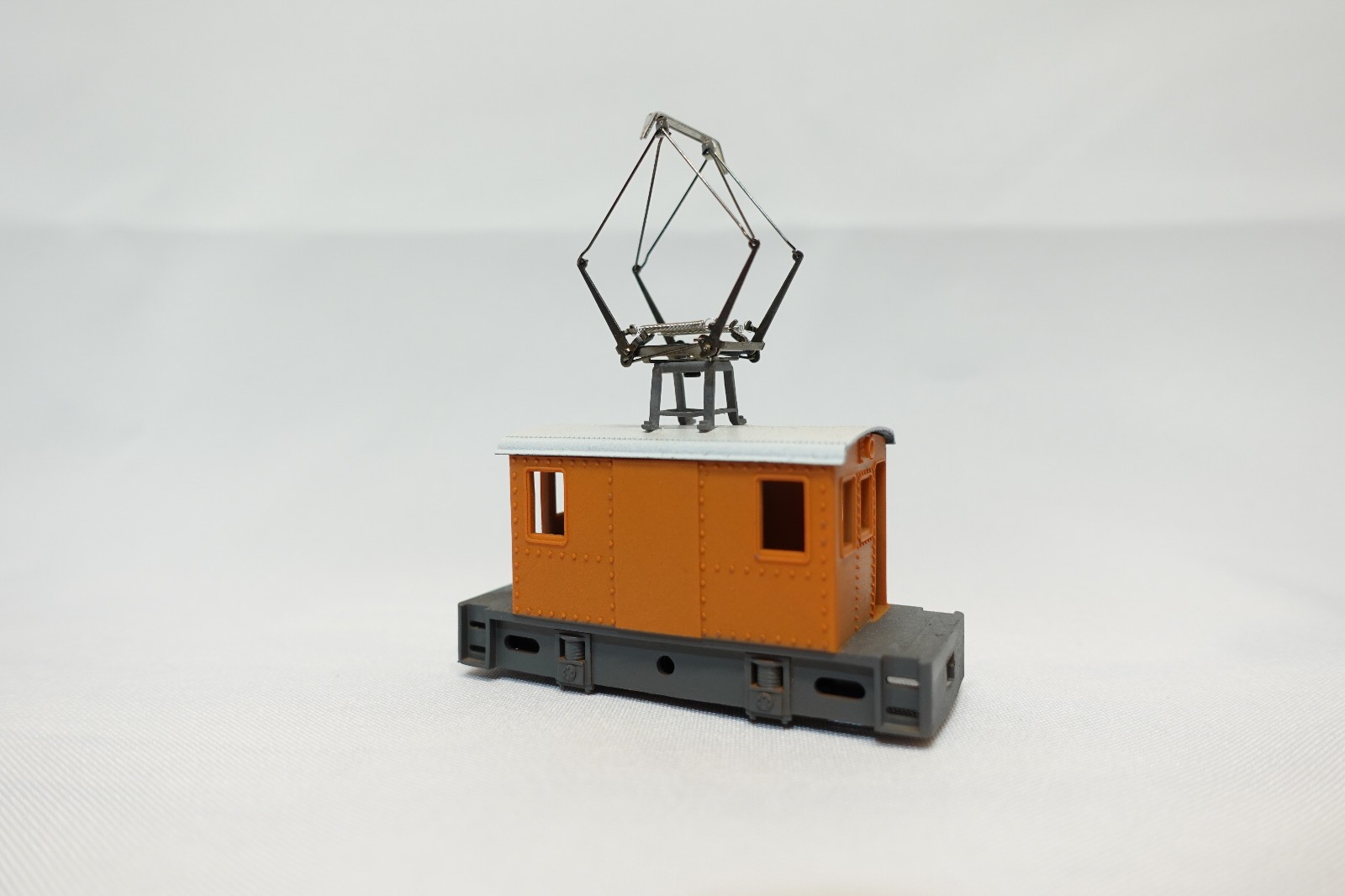 ALW Hon30 20-ton Freelance Boxcab Shell for KATO 11-109 chassis