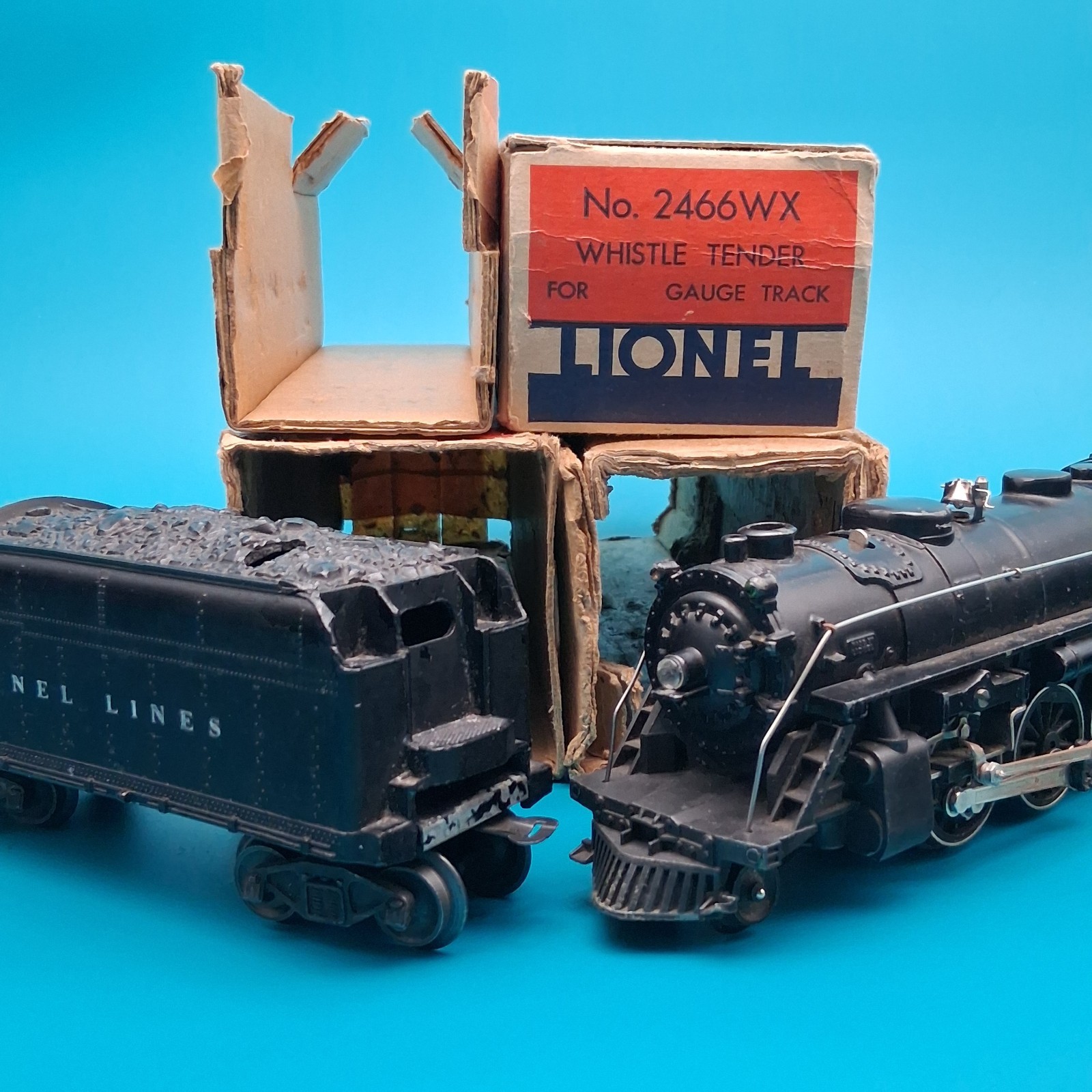 Lionel 1666 2-6-2 Locomotive & 2466WX Tender Original Boxes & Inserts RUNS