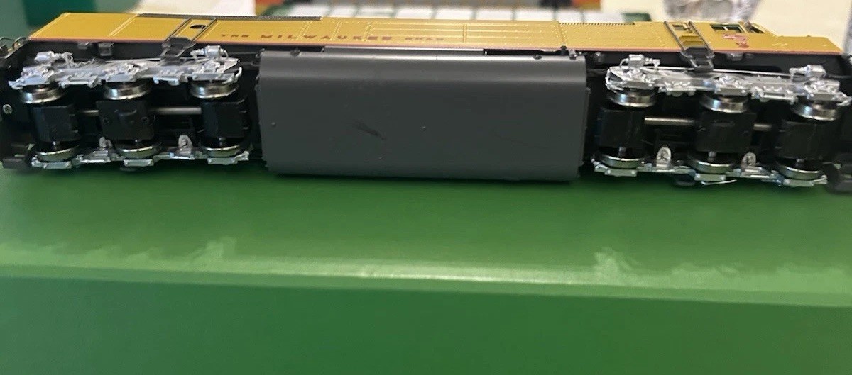 HO Overland Models Brass OMI-5993 FP45 Milwaukee Road Yellow Gray #5 1969 Era