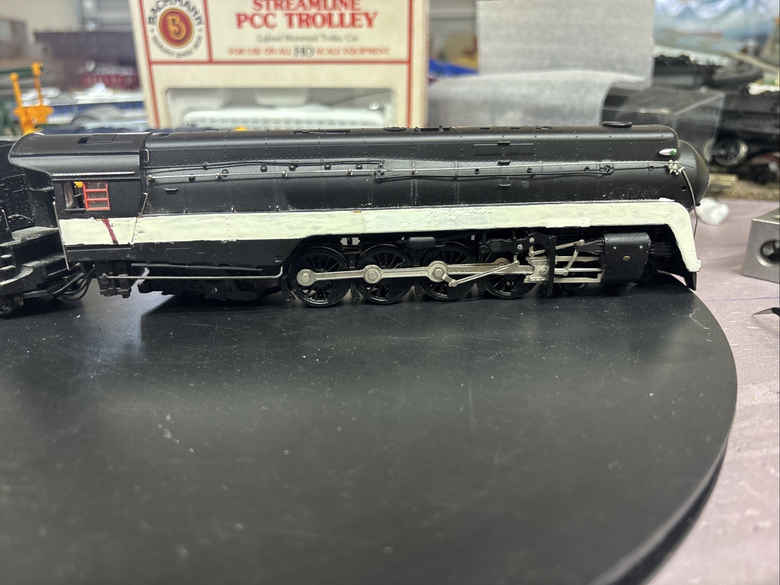 Ho Scale Bachmann Spectrum N&W J 4-8-4 DCC Silent – RUNS Needs Cleaning