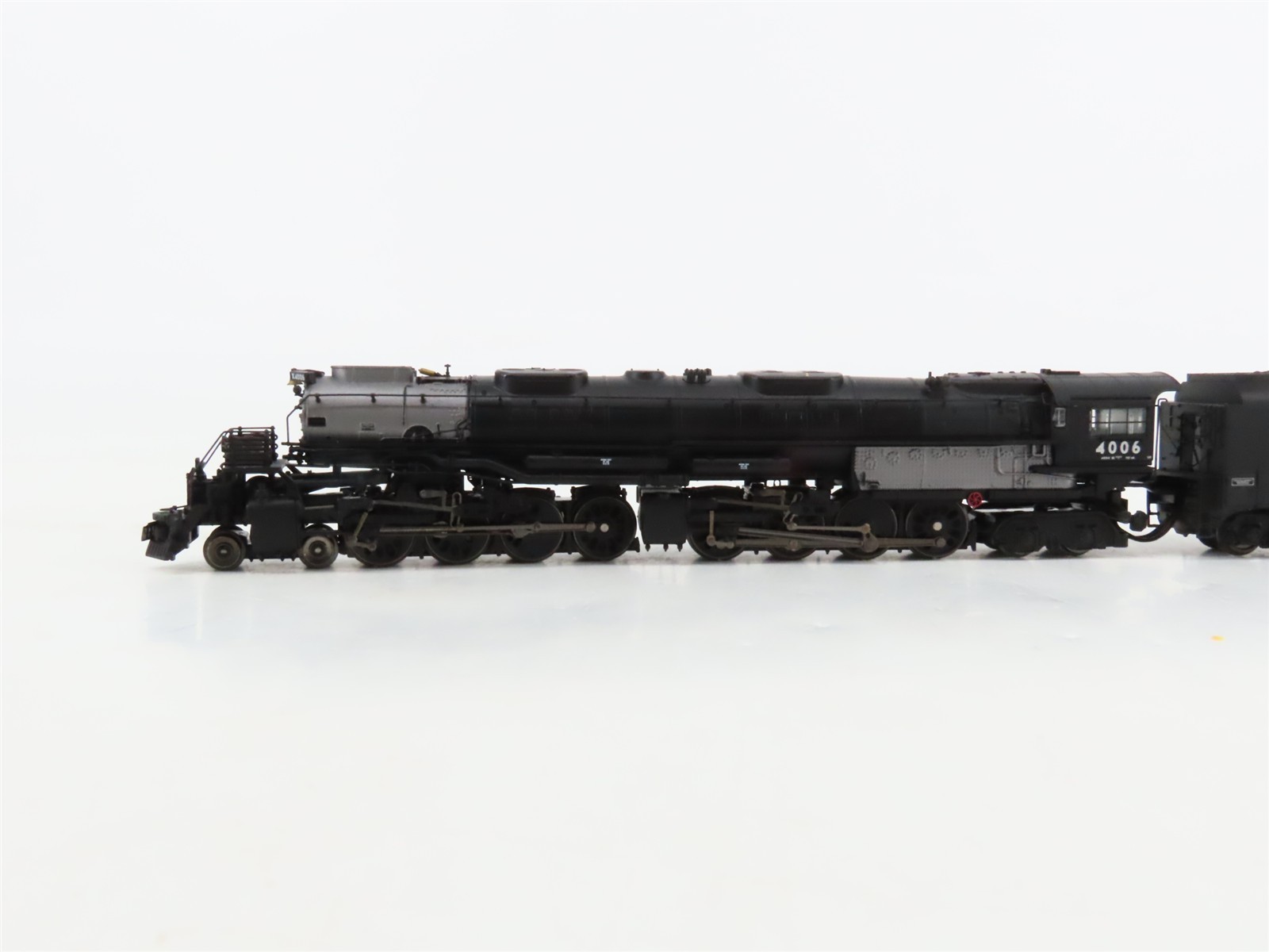 N Scale Athearn Genesis 11823 UP Union Pacific 4-8-8-4 Steam #4006 w/DCC & Sound