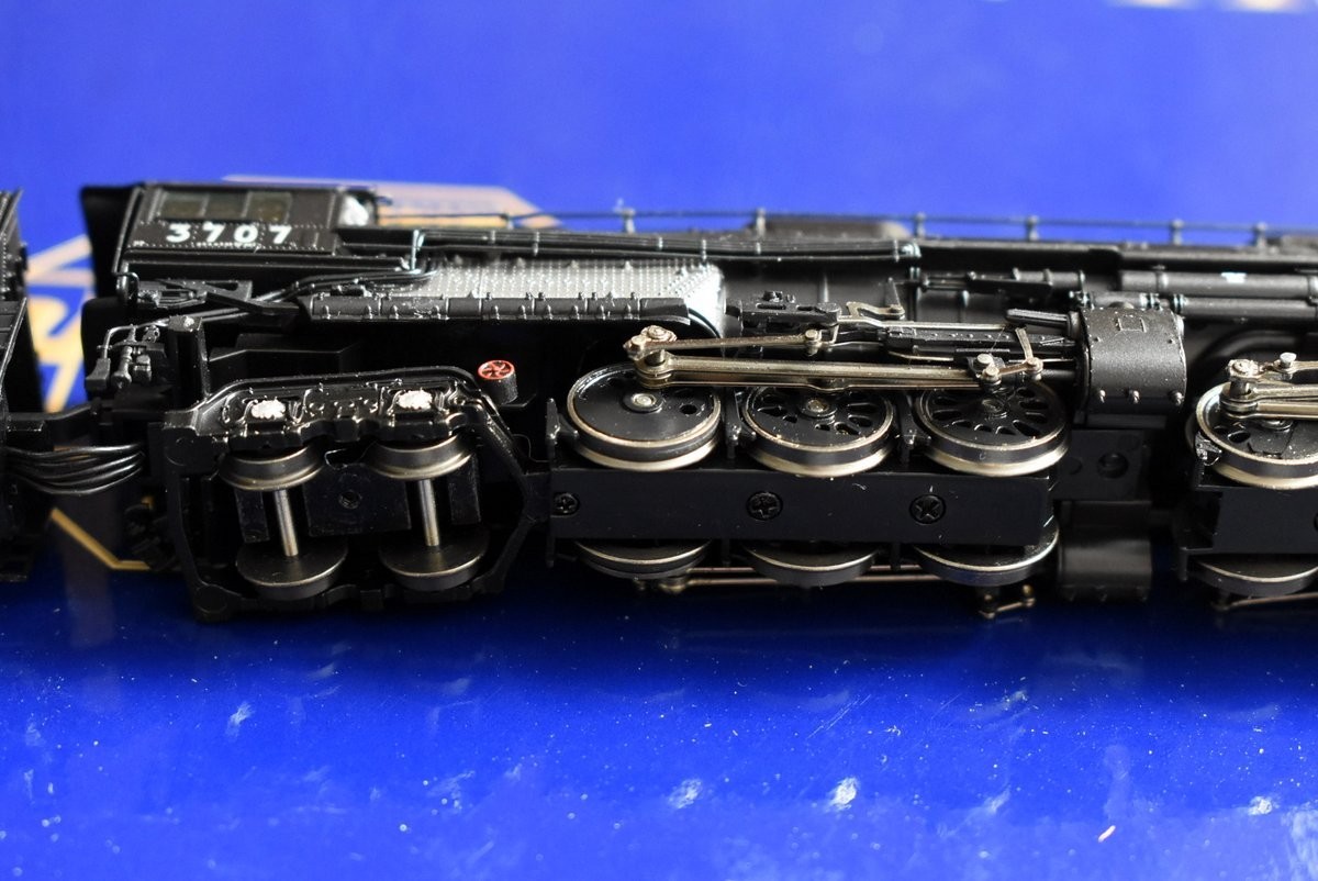N-Athearn 22920 UP Union Pacific Challenger 4-6-6-4 #3707 Tsunami Sound DCC EX