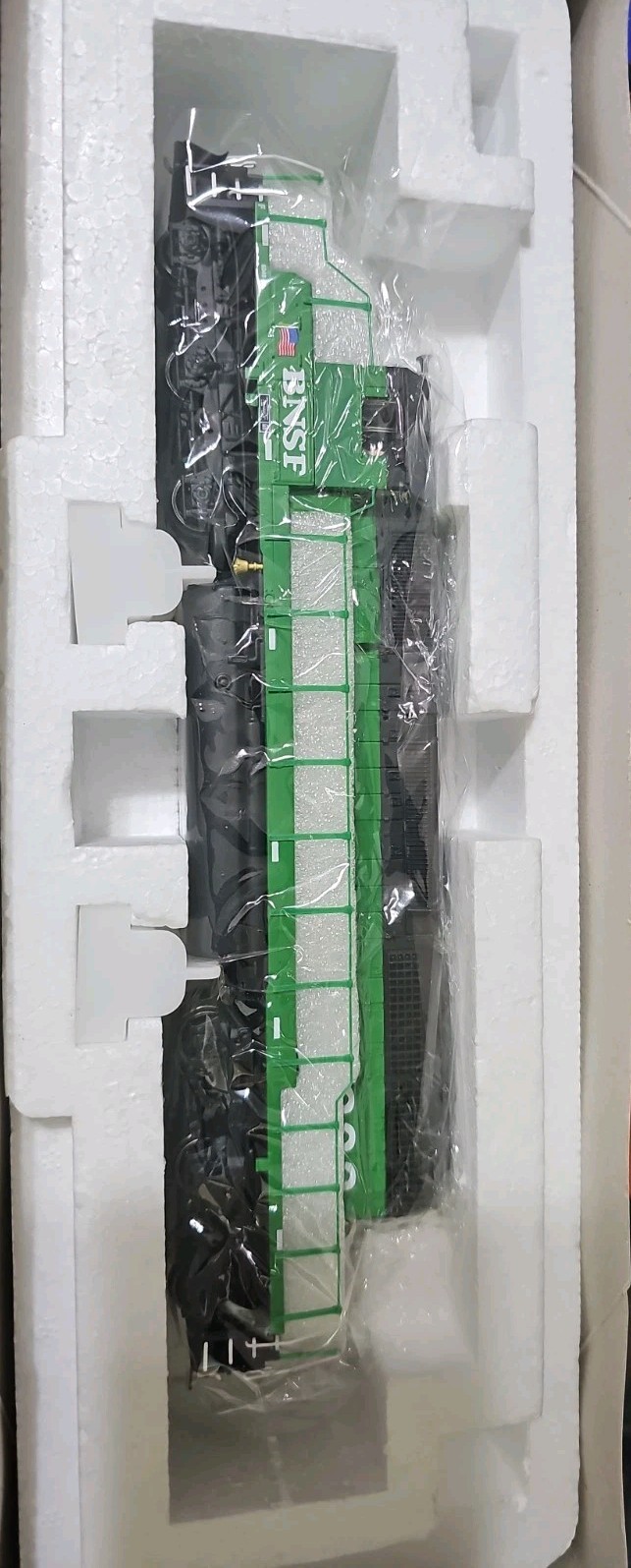 Broadway Limited HO 366 EMD SD40-2 BNSF #6333 Locomotive