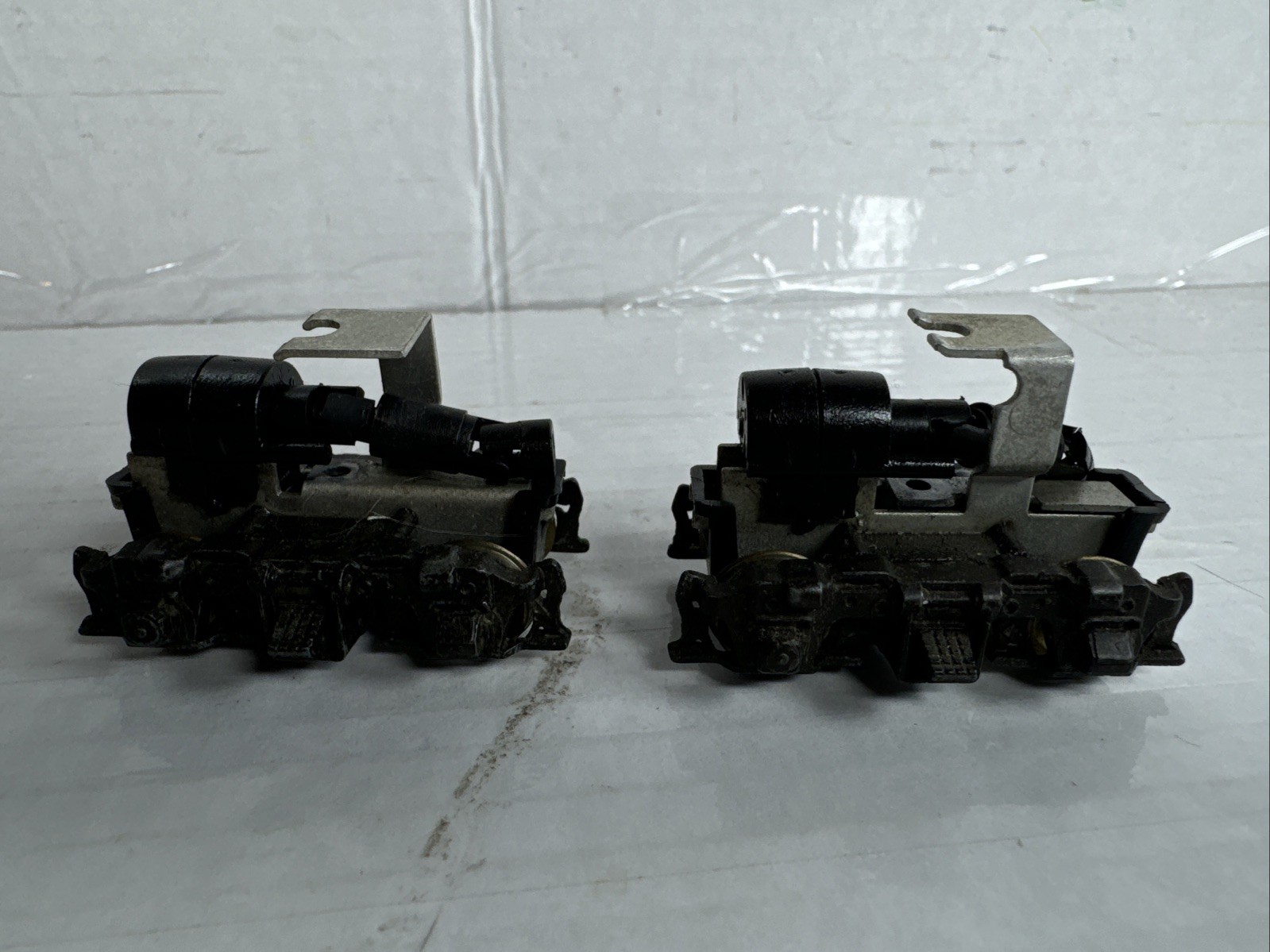 Athearn Ho Scale Metal Side Frame Trucks With Dry Shafts For Diesel Locomotive