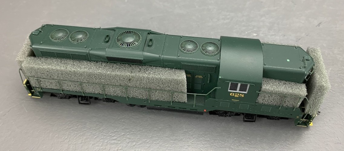 HO Proto2000 GP7 PhII Diesel Locomotive Reading #628 LNIB! HO8381
