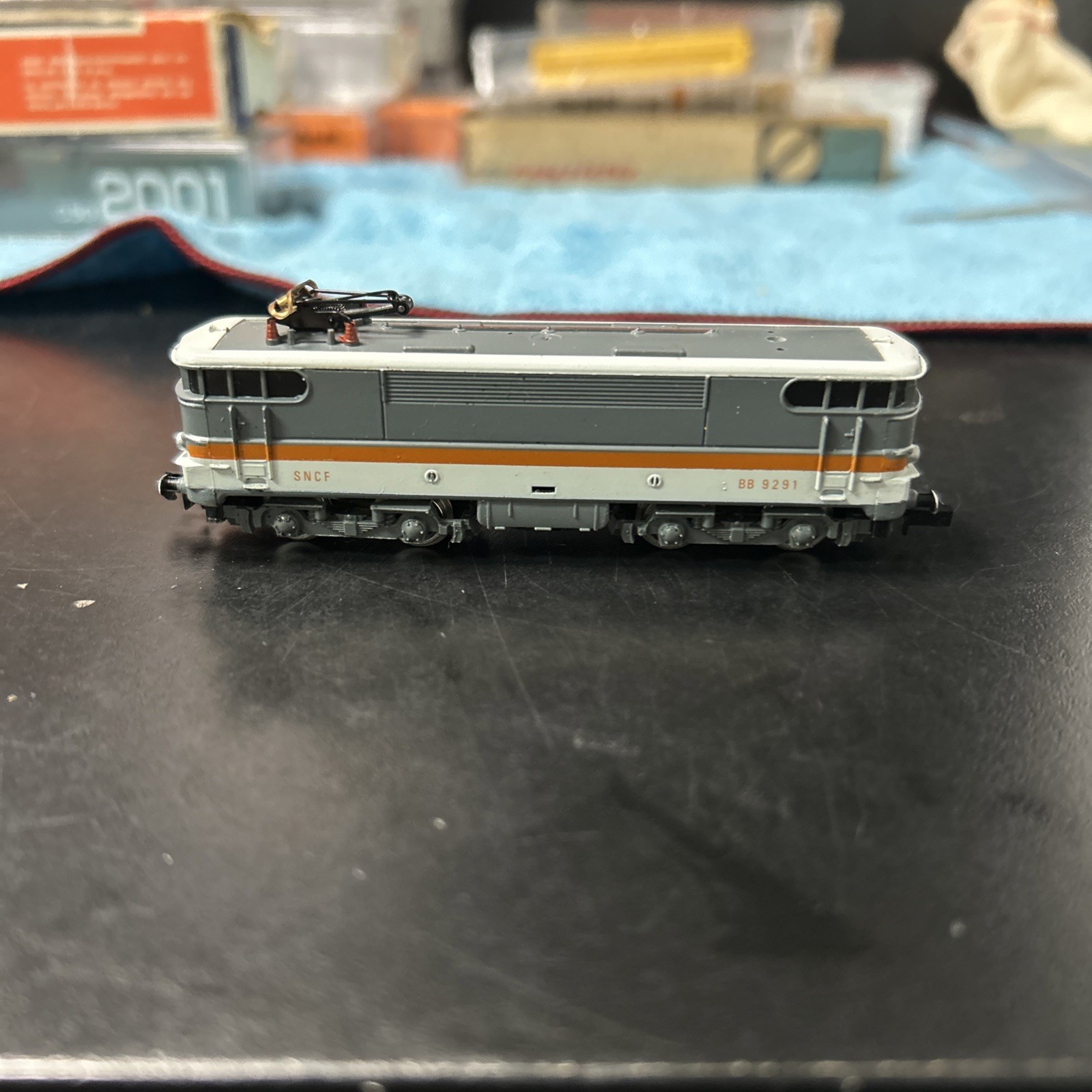 N Scale Arnold Locomotive SNCF BB 9291