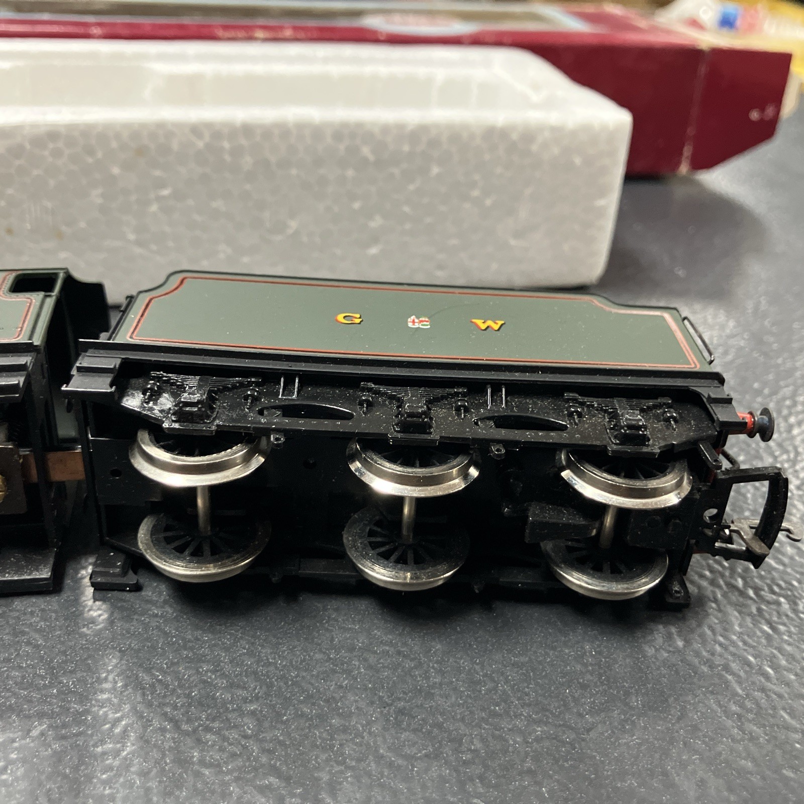 Dapol D6 4-6-0 Loco GWR Castle ‘Neath Abbey’ 5090 OO Gauge