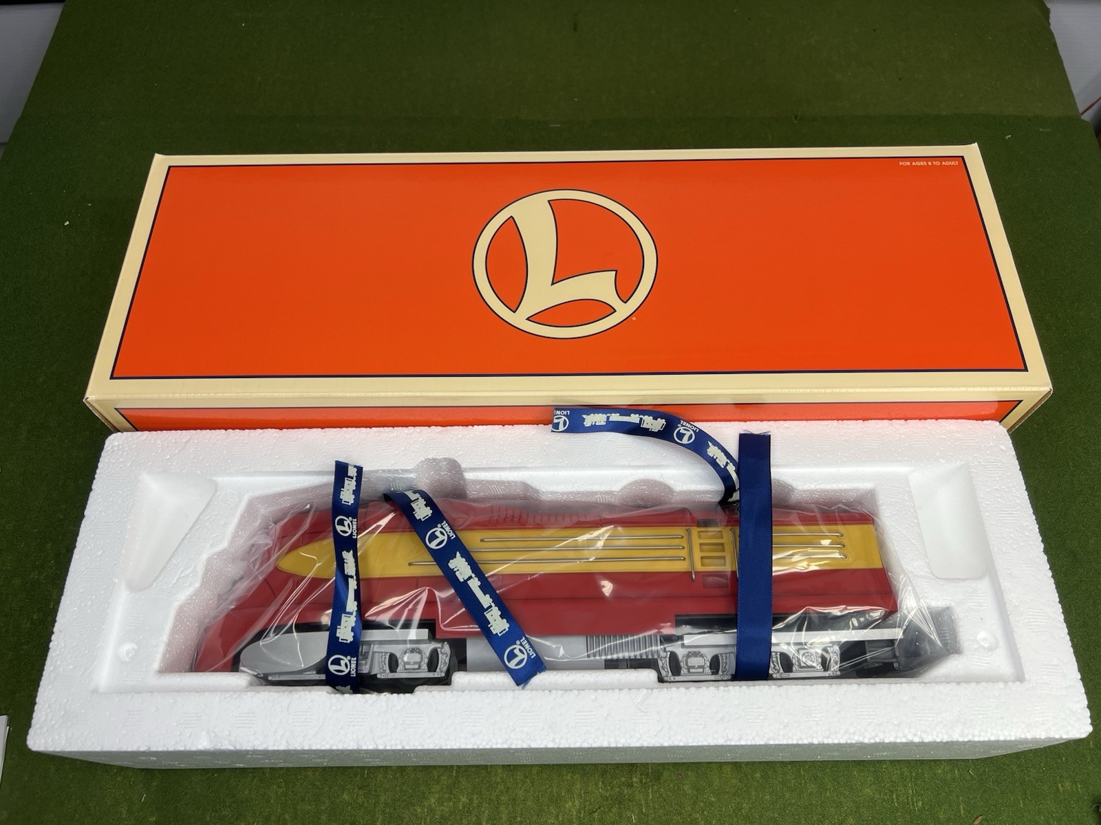 LIONEL PHANTOM II RED PRATT’S HOLLOW DIESEL W/RAILSOUNDS 6-18859 RARE NIB C-9