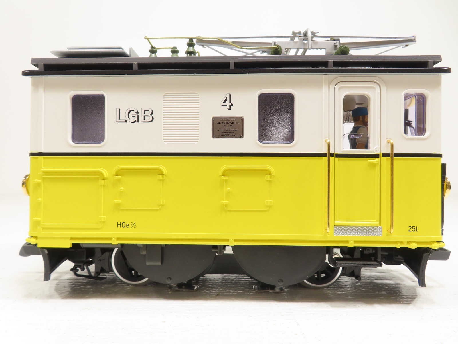 LGB 22460 G Scale Zahnrad E Lok Yellow Electric Rack Loco NIB