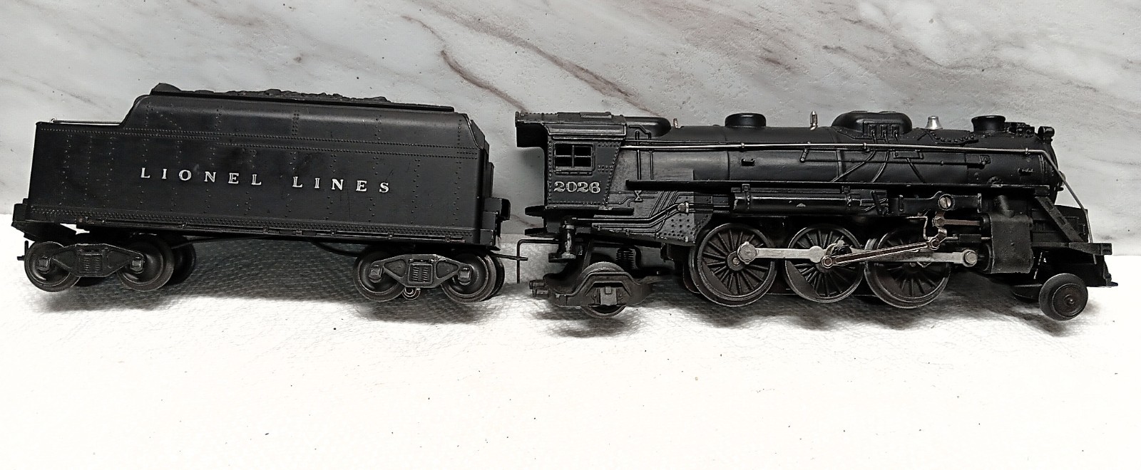 lionel 2026 locomotive With 6466WX Tender