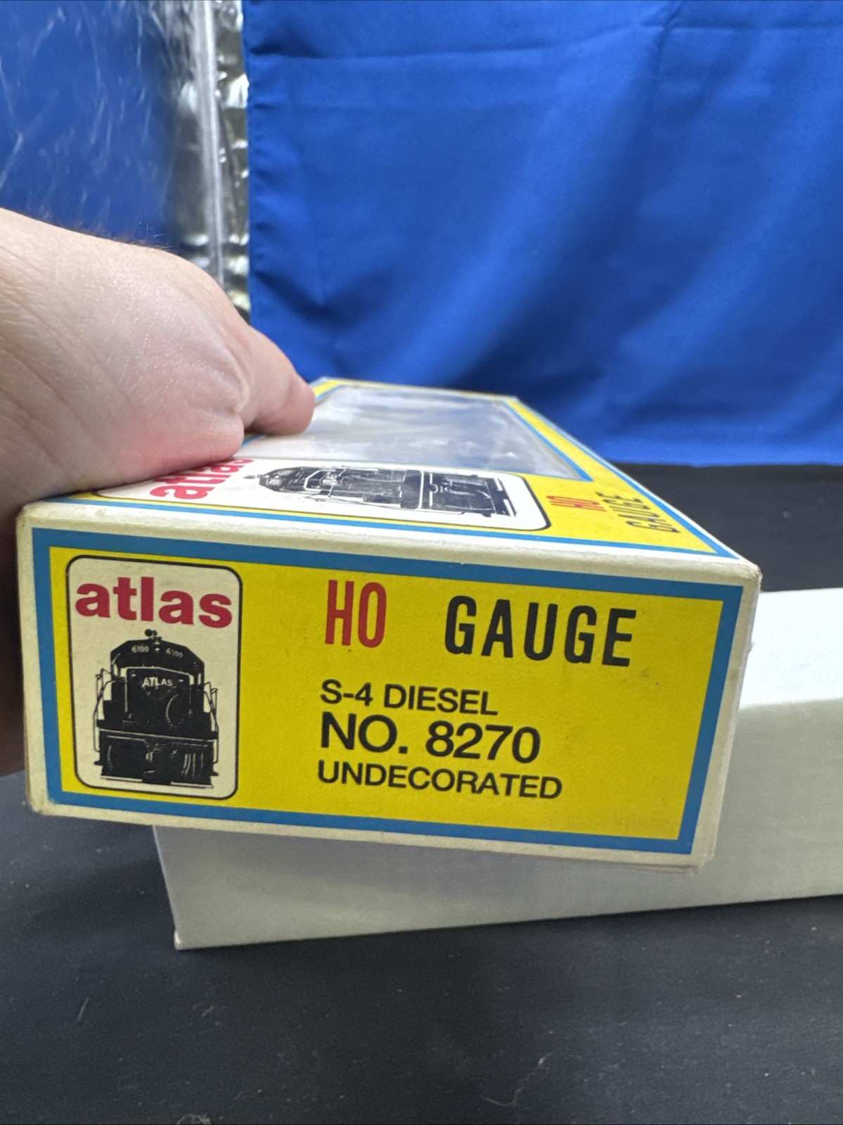 Atlas HO Scale Undecorated Alco S-4 Diesel Locomotive 8270 NEW IN BOX