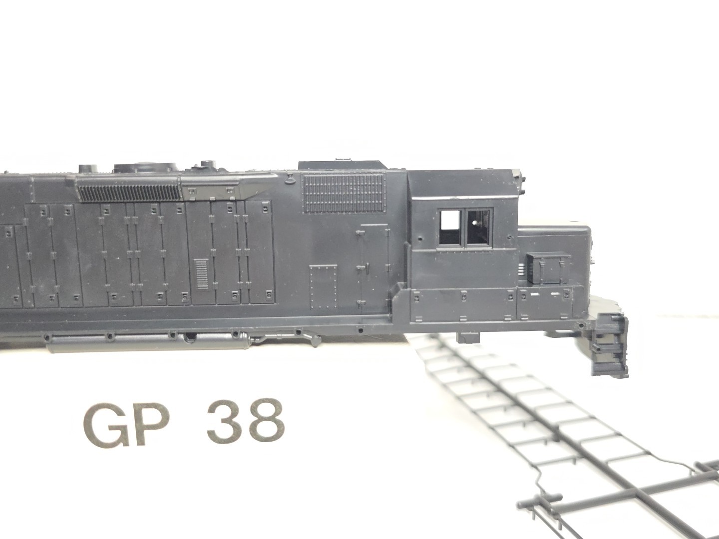 Shell Only* Atlas HO Scale GP38 Diesel Locomotive Undecorated LN Austria Roco(7)