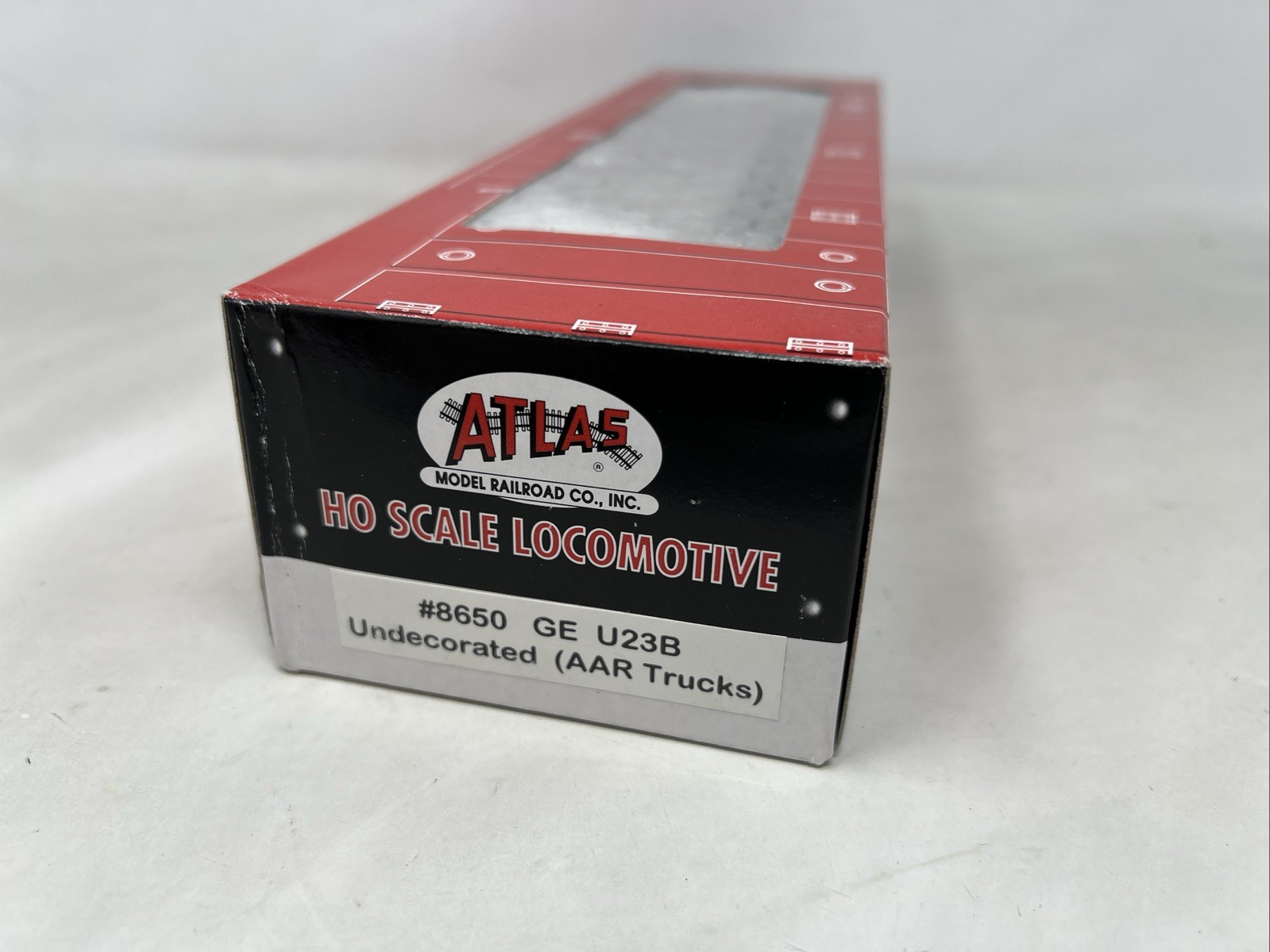 Atlas HO Undecorated AAR Type B GE U23B Diesel Locomotive 8650 NIB
