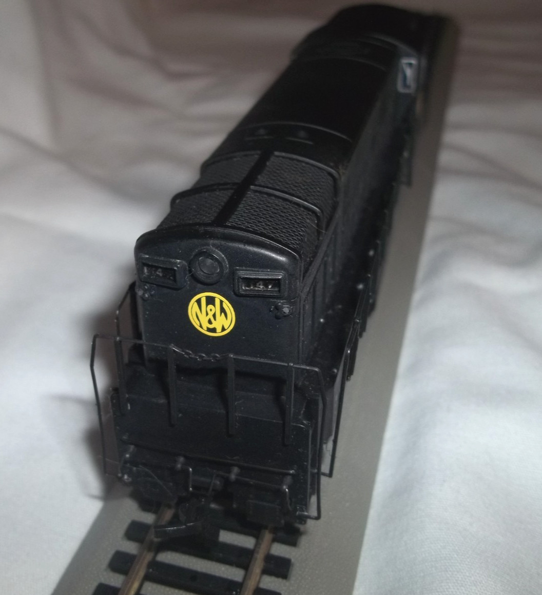 Bachmann Spectrum 81212 HO N&W Norfolk Western FM H16-44 Baby Trainmaster Diesel