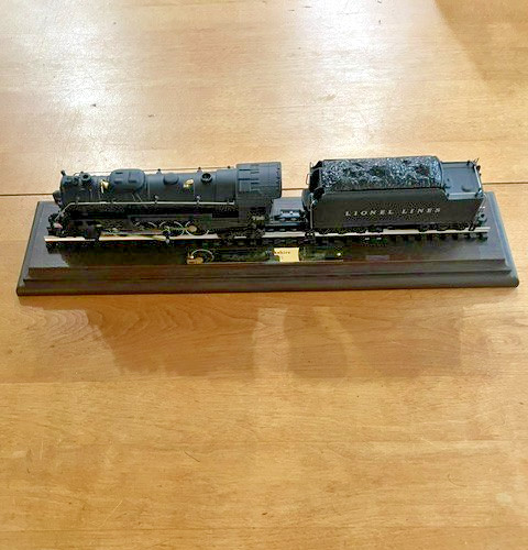 Lionel 726 Berkshire Steam Locomotive Train Figurine & case Hallmark