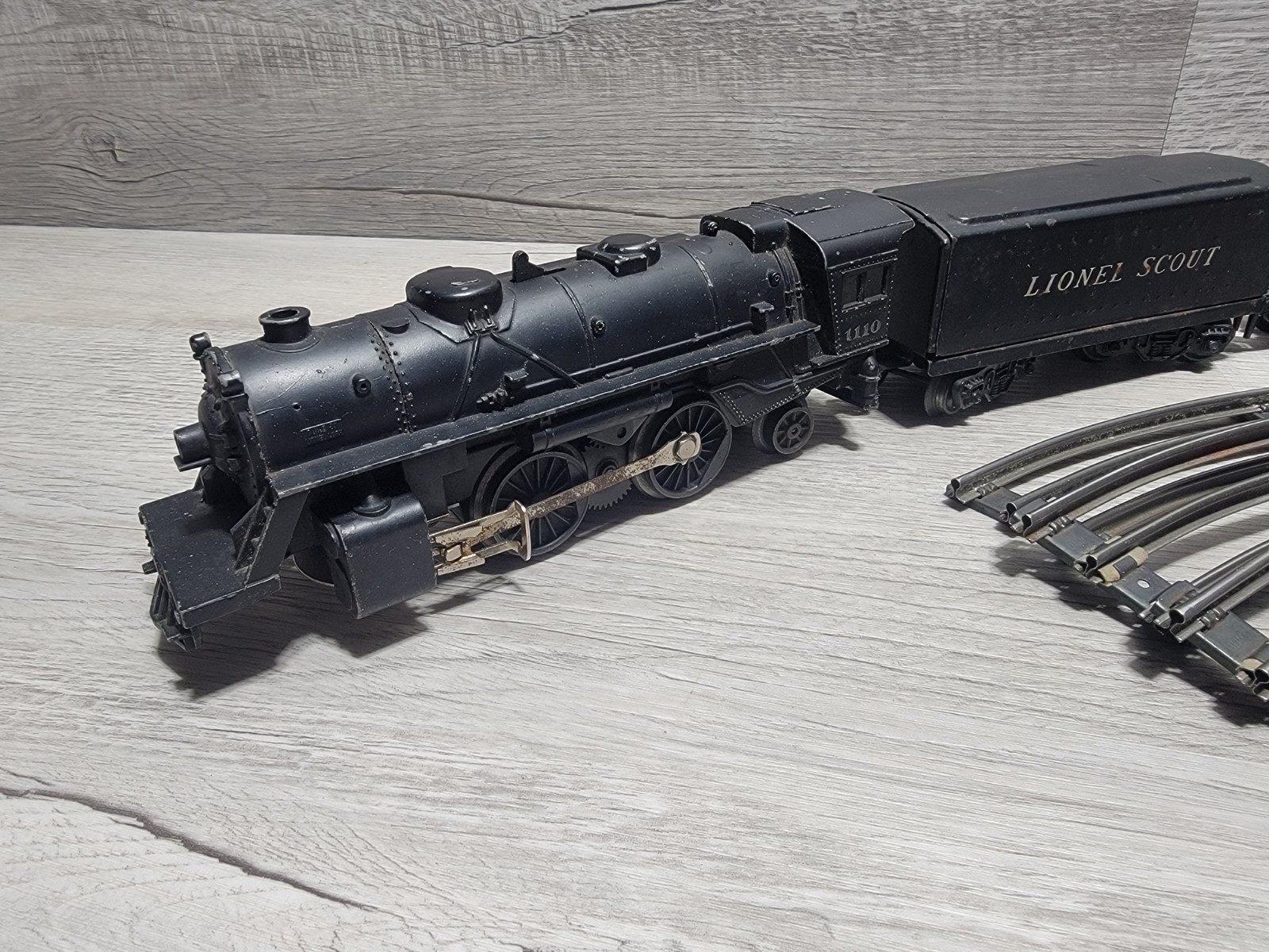 Vtg 1950s Lionel 1110 Scout Steam Locomotive, Tender Train Track W Extras WORKS