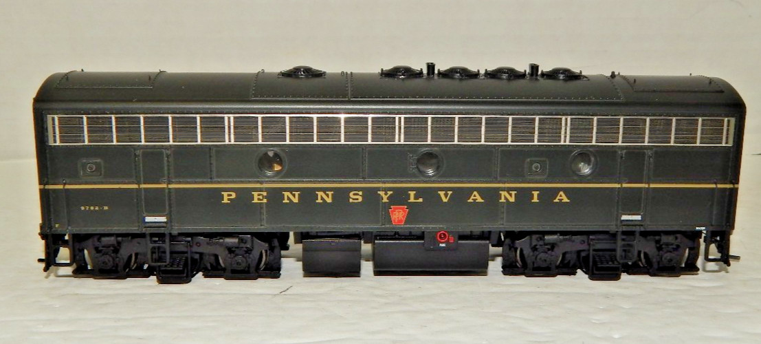 Proto 2000 – HO PRR EMD F7A-B Locomotive set #6782 A+B – QSI DCC & Sound