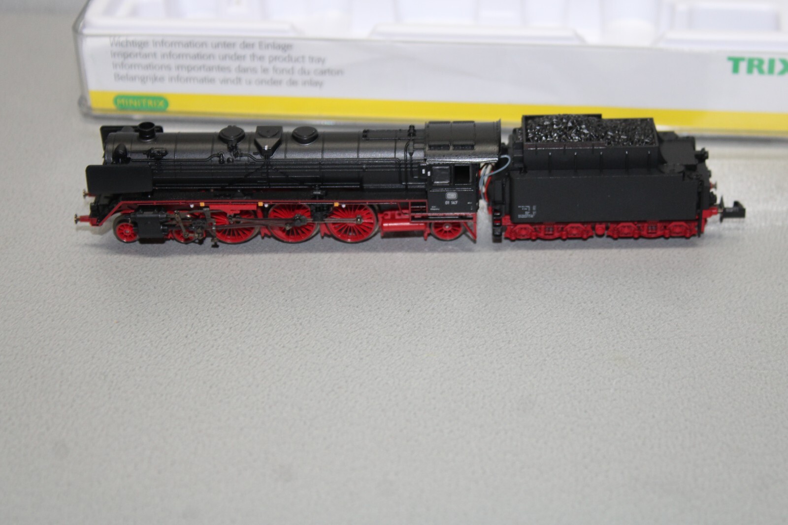 Minitrix 12438 Locomotive Class 01 147 DB Scale N OVP