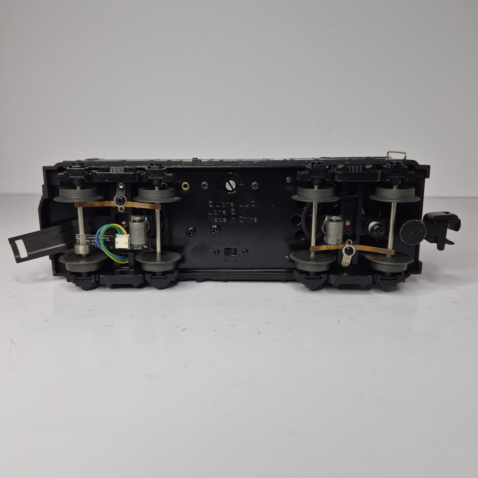 Lionel 6-38087 O Gauge 2-8-4 756 Nickel Plate Road Berkshire Steam Locomotive