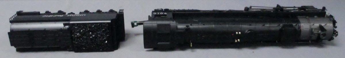 MTH 20-3294-1 UP 4-12-2 9000 Steam Engine & Tender #9010 w PS2 (Hi-Rail Wheels)