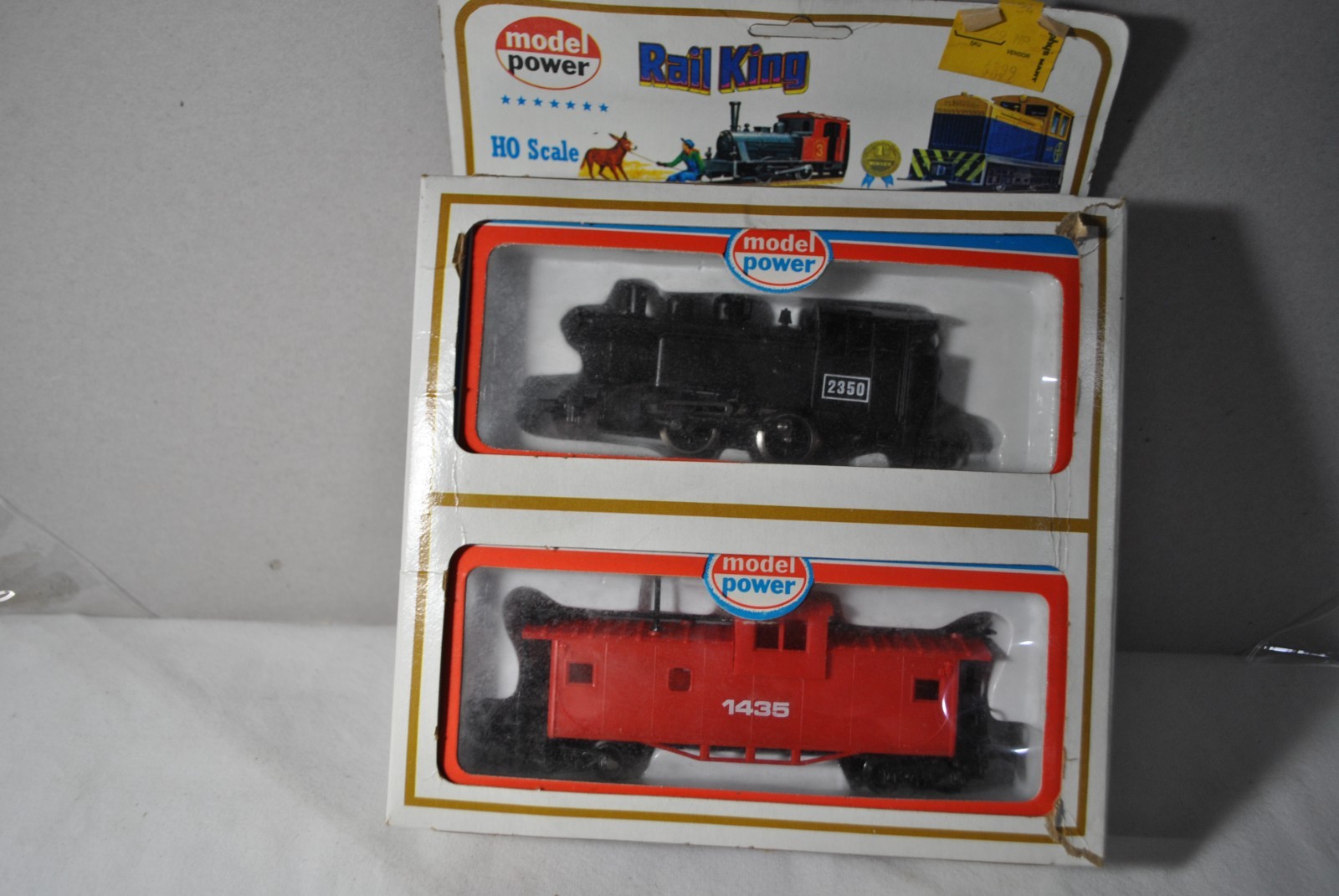 MODEL POWER RAIL KING HO SCALE 2350 ENGINE & 1435 CABOOSE N.I.B.