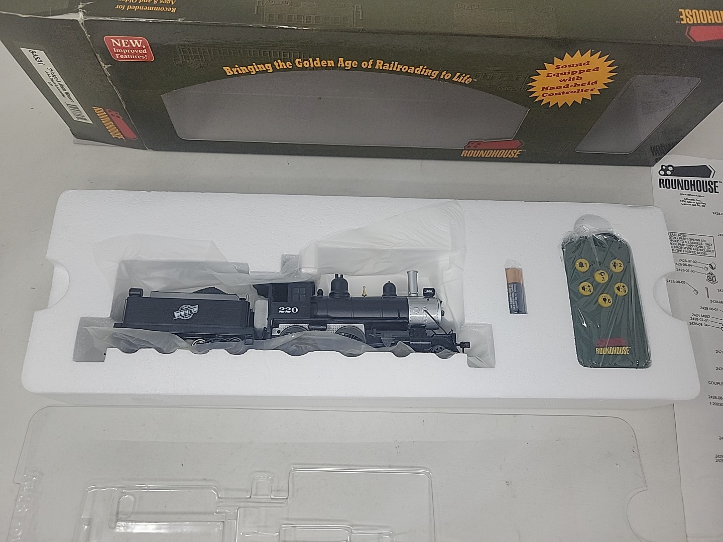 HO ROUNDHOUSE 84531 4-4-0 STEAM LOCOMOTIVE CHICAGO & NORTH WESTERN CNW DCC SOUND