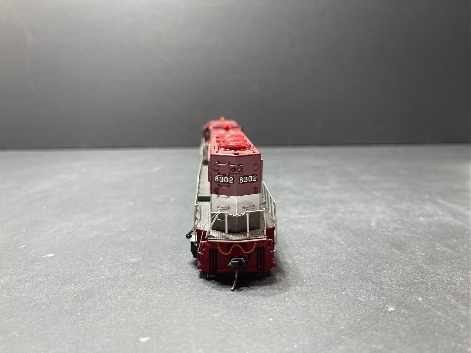PROTO 2000 SD60 23504 EMD 8302 DCC HO SCALE DIESEL LOCOMOTIVE ENGINE