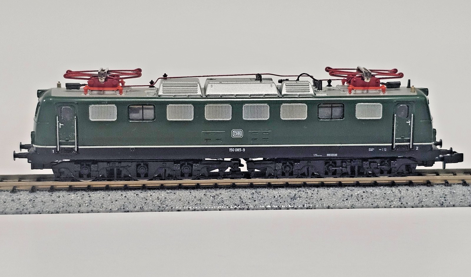 N SCALE ROCO #23400 HEAVY ELECTRIC LOCOMOTIVE CLASS 150 DB EPOCH IV AUSTRIA