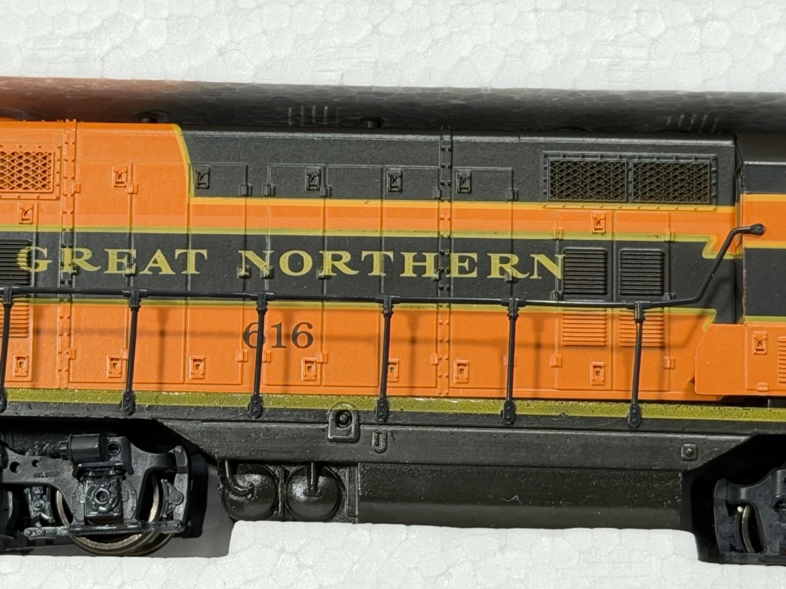 Vintage NOS Atlas GP-7 Locomotive HO Great Northern #616 NIB Japan 8236