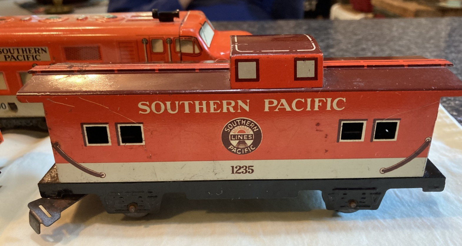 Marx O Gauge Southern Pacific 6000 A & B Units & Caboose #1235