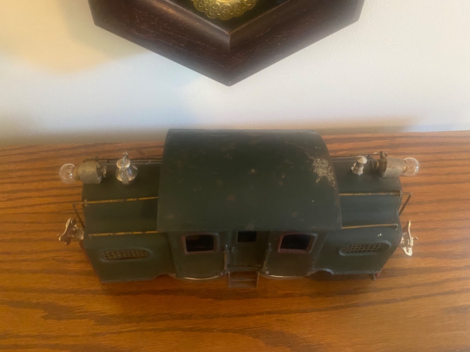 LIONEL STANDARD GUAGE #50 SUPER MOTOR ELECTRIC LOCOMOTIVE IN DARK GREEN COLOR