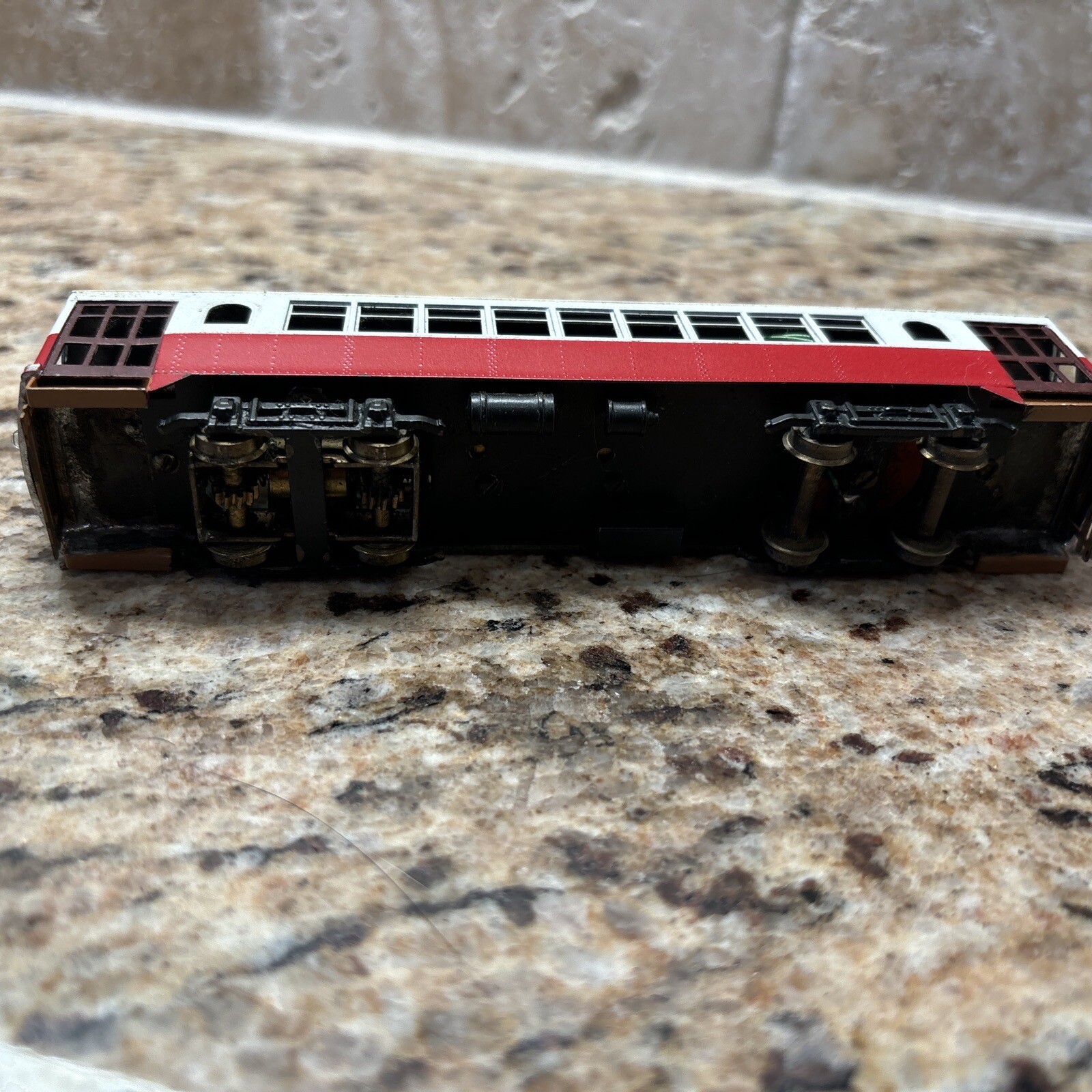 The Car Works BRASS INTERURBAN TROLLEY CURVESIDER HO *CUSTOM-PAINT *