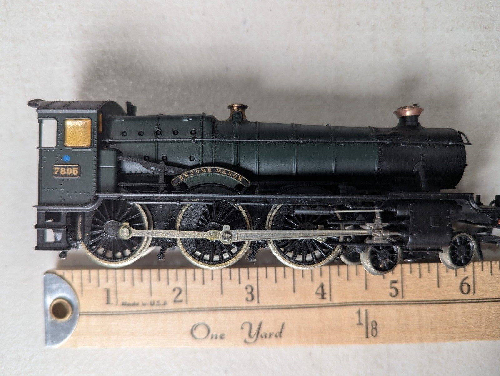 Bachmann Branch Line 1/76/OO Broome Manor GWR 4-6-0 Steam Locomotive 31-305