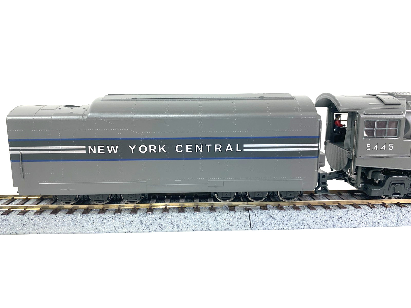 HO MTH 80-3246-1 New York Central Dreyfuss Hudson Loco 4-6-4 #5445 -Proto 3.0