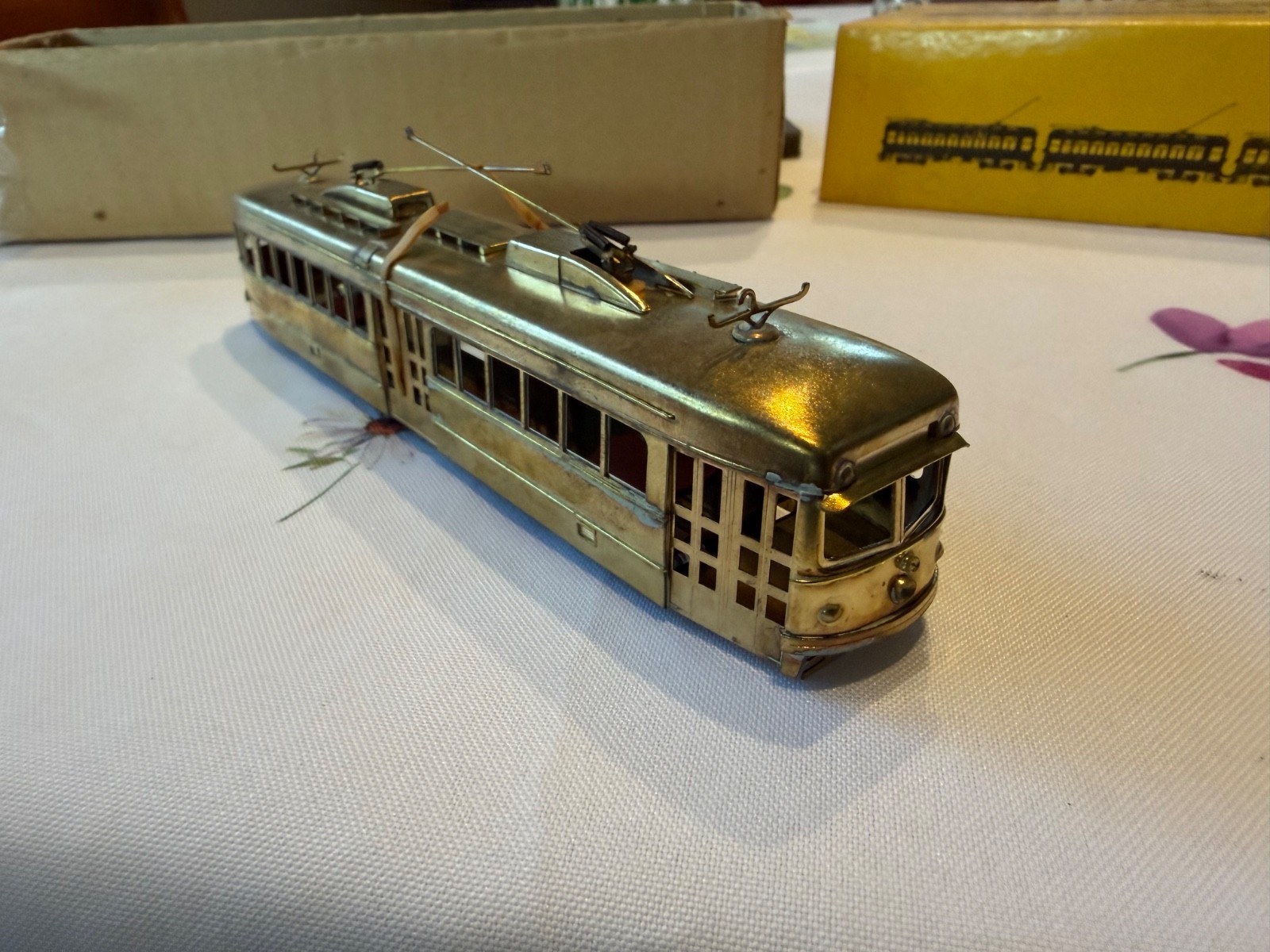 HO SUYDAM #5001T PACIFIC ELECTRIC DOUBLE-END “P.C.C.” STREETCAR ( NOT POWERED)